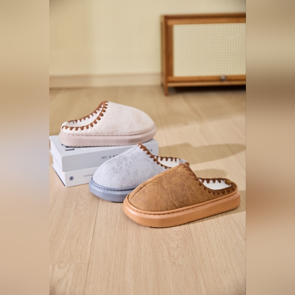 Thermal Round Toe Platform Slippers - Picture 6 of 9